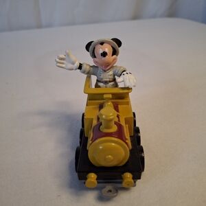 Disney Parks Animal Kingdom Train Die Cast Attraction Ride Vehicle